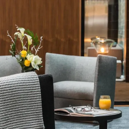 Apartahotel Fraser - Serviced 4*